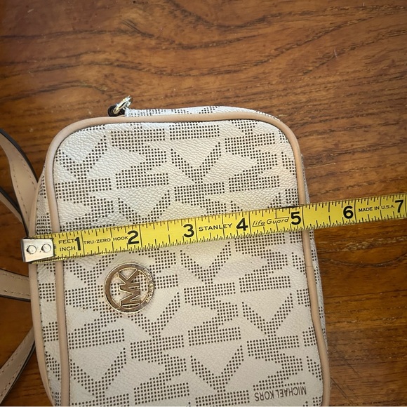 Michael Kors Fulton Signature MK Logo Small Crossbody EUC! - Picture 13 of 14